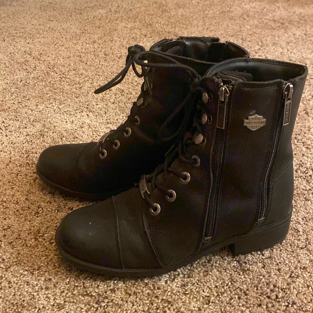 Women’s Harley Davidson leather combat boots